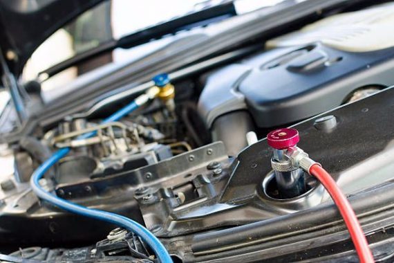 manutencao-de-ar-condicionado-automotivo-carga-de-gas-passo-a-passo_640x480_6b_0b23d930aee62ab0bd9b4eddb17c1d370359c63fe2fed29a9380ab35d94daf-570x380